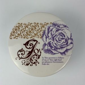 Ceramic trinket box, with lid, flower design